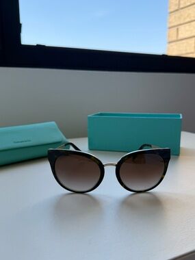 Tiffany & Co. Cat Eye Sunglasses - Brown Gradient Lenses